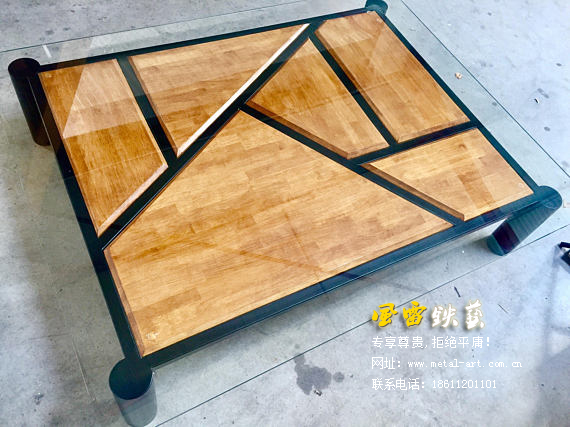高端大气上档次的钢木结合铁艺茶几