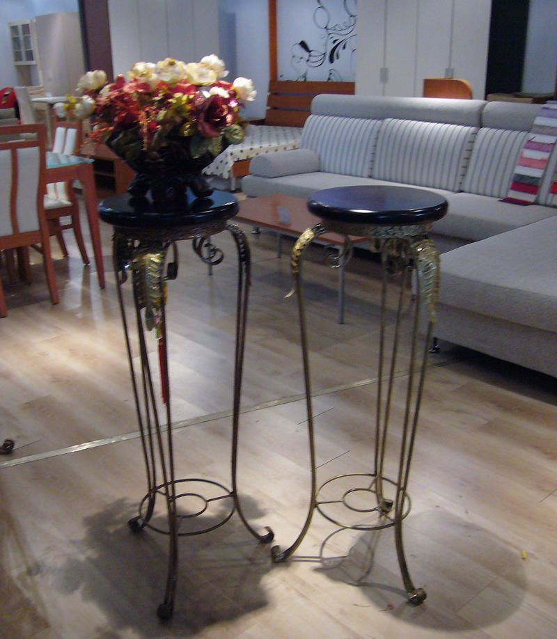 风雷铁艺 鎏金羽饰高脚花架